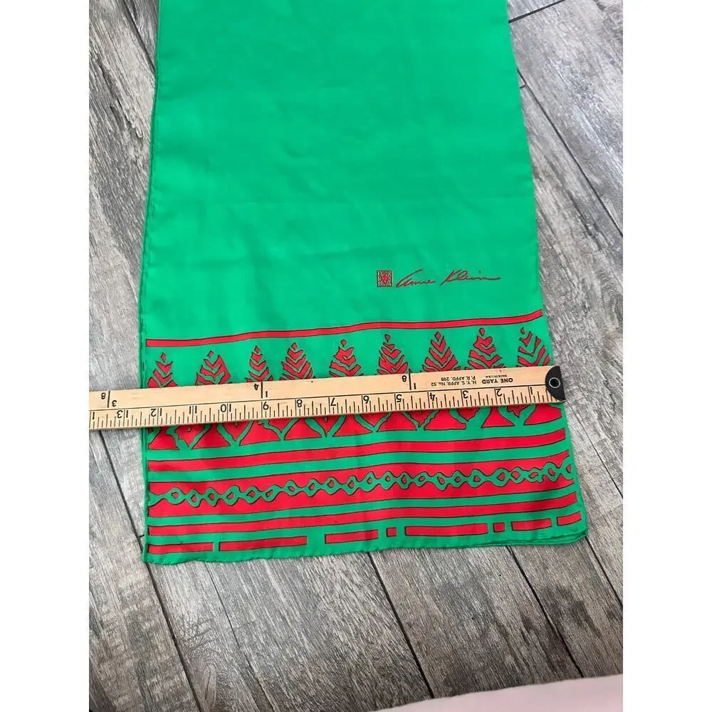 Vintage Anne Klein Women's Green Red Embroidery Christmas holiday silk scarf